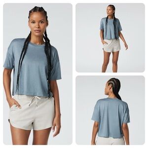 Vuori Energy Tee Size Small smoke blue heather
Women's Performance tee NWT